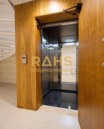 Imagem Casa de Condomínio com 5 Quartos à Venda, 1.027 m² em América - Joinville Imagem Casa de Condomínio com 5 Quartos à Venda, 1.027 m² em América - Joinville