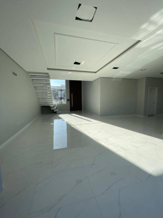 Imagem Sobrado com 3 Quartos à Venda, 215 m² em Mont Serrat - Canoas