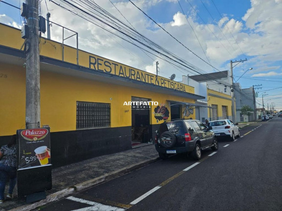 Imagem Imóvel com 4 Quartos à Venda, 109 m²