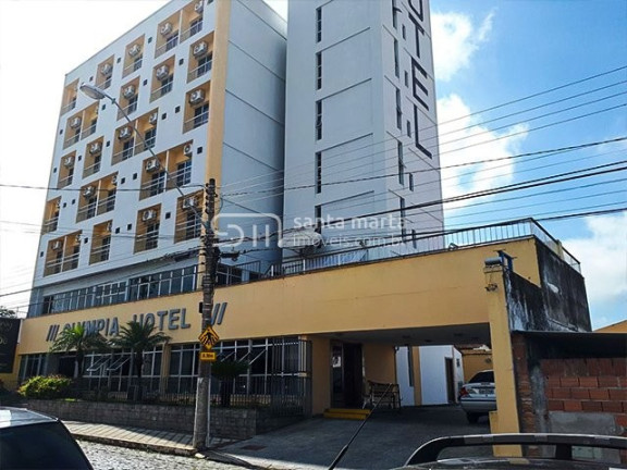 Imóvel com 8 Quartos à Venda, 1 m² em Centro - Lorena