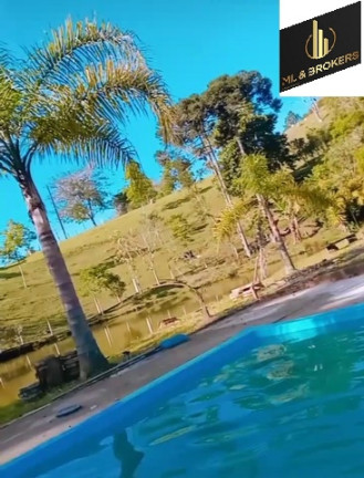 Imóvel com 6 Quartos à Venda, 300 m² em Areia Branca Dos Assis - Mandirituba