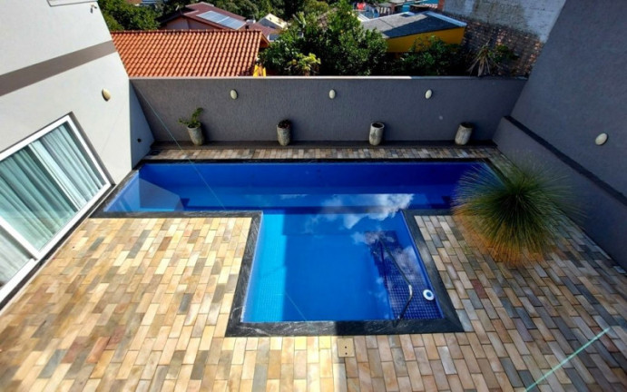 Imagem Casa com 3 Quartos à Venda, 275 m²