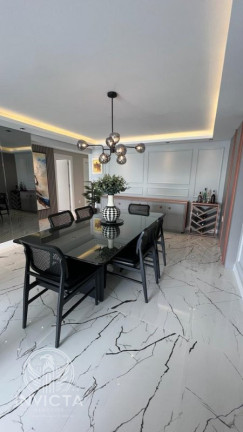 Imagem Apartamento com 3 Quartos à Venda, 225 m² em Centro - Balneário Camboriú Imagem Apartamento com 3 Quartos à Venda, 225 m² em Centro - Balneário Camboriú
