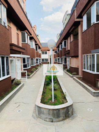 Imagem Sobrado com 3 Quartos à Venda, 226 m² em Parque Renato Maia - Guarulhos Imagem Sobrado com 3 Quartos à Venda, 226 m² em Parque Renato Maia - Guarulhos