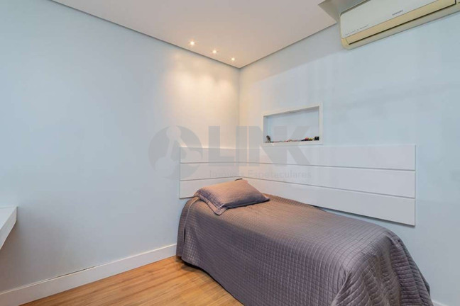 Imagem Apartamento com 3 Quartos à Venda, 141 m² em Jardim Europa - Porto Alegre Imagem Apartamento com 3 Quartos à Venda, 141 m² em Jardim Europa - Porto Alegre