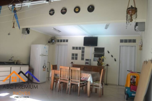 Imagem Sobrado com 3 Quartos à Venda, em Vila Pires - Santo André Imagem Sobrado com 3 Quartos à Venda, em Vila Pires - Santo André
