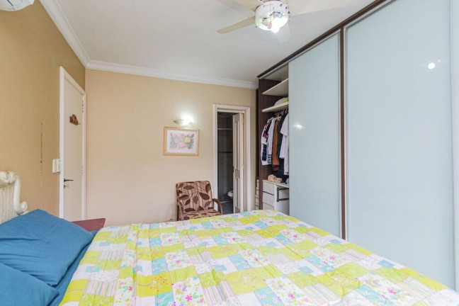 Imagem Apartamento com 3 Quartos à Venda, 110 m² em Petrópolis - Porto Alegre Imagem Apartamento com 3 Quartos à Venda, 110 m² em Petrópolis - Porto Alegre