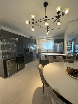 Imagem Apartamento com 3 Quartos à Venda, 130 m² em Centro - Balneário Camboriú Imagem Apartamento com 3 Quartos à Venda, 130 m² em Centro - Balneário Camboriú
