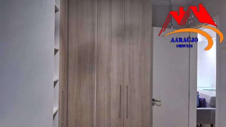 Imagem Imóvel com 3 Quartos à Venda, 74 m² em Centro - Osasco