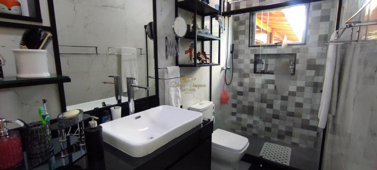 Imagem Casa com 5 Quartos à Venda, 1.400 m² em Golfe - Teresópolis Imagem Casa com 5 Quartos à Venda, 1.400 m² em Golfe - Teresópolis