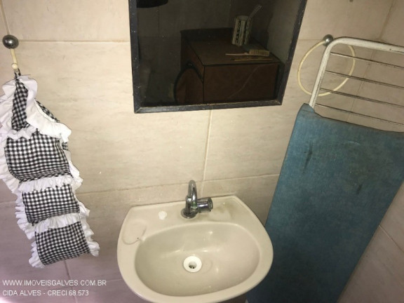 Imagem Casa com 2 Quartos à Venda, 360 m² em Saracuruna - Duque De Caxias
