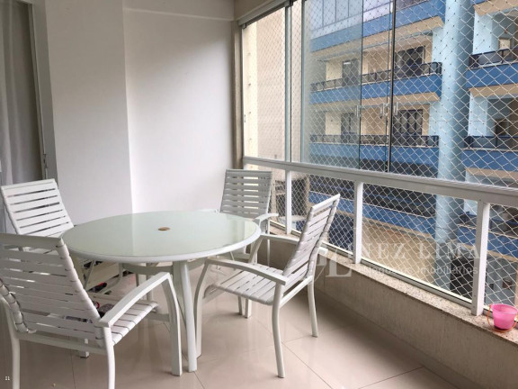 Imagem Imóvel com 3 Quartos para Temporada, 135 m² em Meia Praia - Itapema Imagem Imóvel com 3 Quartos para Temporada, 135 m² em Meia Praia - Itapema