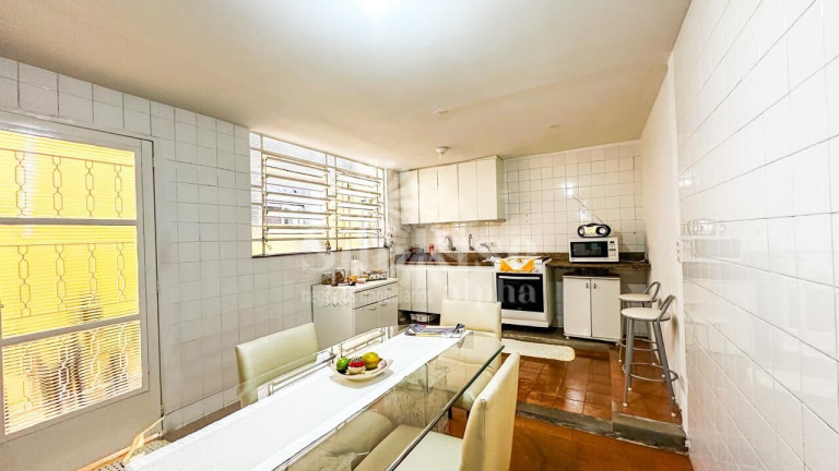 Imagem Casa com 3 Quartos à Venda, 180 m² em Vila Pirajussara - São Paulo