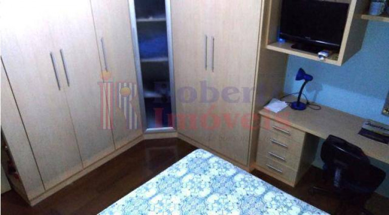 Imagem Casa com 3 Quartos à Venda, 500 m² em Novo Mundo - Curitiba Imagem Casa com 3 Quartos à Venda, 500 m² em Novo Mundo - Curitiba
