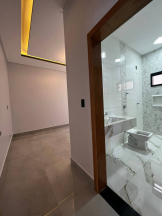 Imagem Casa com 3 Quartos à Venda, 360 m² em Vila Bela - Anápolis