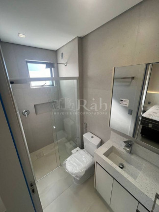 Imagem Apartamento com 3 Quartos para Alugar, em Centro - Balneário Camboriú Imagem Apartamento com 3 Quartos para Alugar, em Centro - Balneário Camboriú