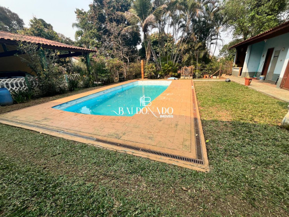Imagem Imóvel com 3 Quartos à Venda, 2.503 m² em Centro - Vargem Imagem Imóvel com 3 Quartos à Venda, 2.503 m² em Centro - Vargem