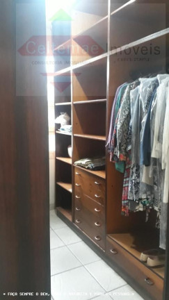 Imagem Casa com 6 Quartos à Venda, 230 m² em Jardim Das Nações - Taubaté