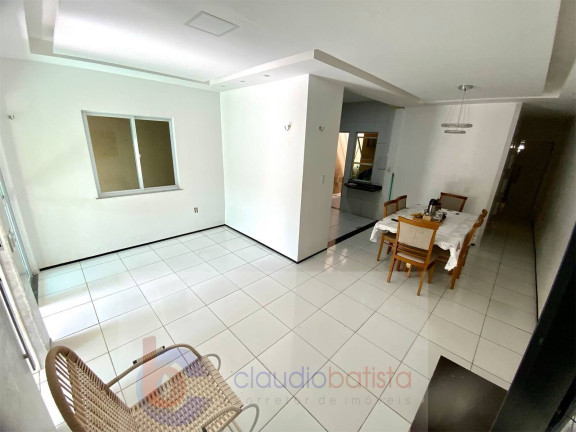 Imagem Casa com 3 Quartos à Venda, 80 m² em Centro - Eusébio