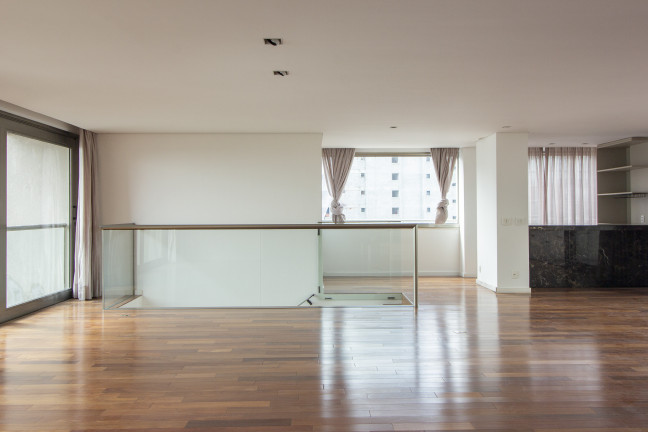 Imagem Casa com 3 Quartos à Venda, 326 m² em Sumaré - São Paulo