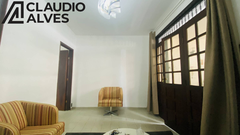 Imagem Casa com 4 Quartos à Venda, 200 m² em Capuchinhos - Feira De Santana