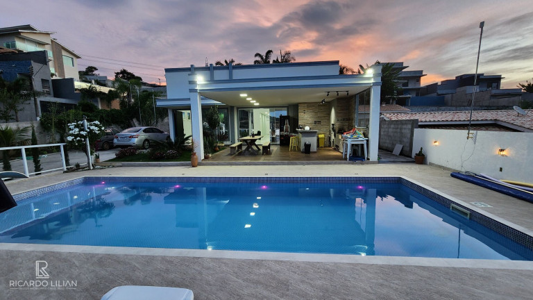 Casa com 4 Quartos à Venda, 320 m² em Loteamento Village De Atibaia - Atibaia