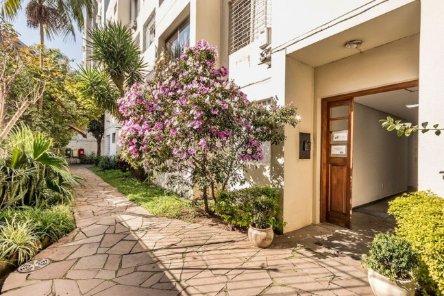 Imagem Imóvel com 2 Quartos à Venda, 61 m² em Teresópolis - Porto Alegre Imagem Imóvel com 2 Quartos à Venda, 61 m² em Teresópolis - Porto Alegre