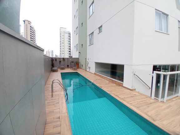 Imagem Imóvel com 2 Quartos à Venda, 93 m² em Centro - Balneário Camboriú