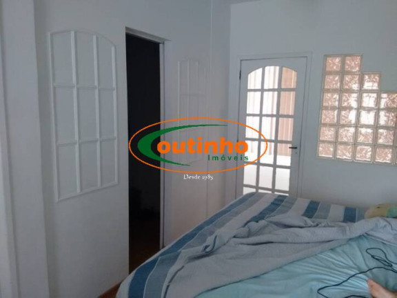 Imagem Casa com 4 Quartos à Venda, 180 m² em Vila Isabel - Rio De Janeiro Imagem Casa com 4 Quartos à Venda, 180 m² em Vila Isabel - Rio De Janeiro
