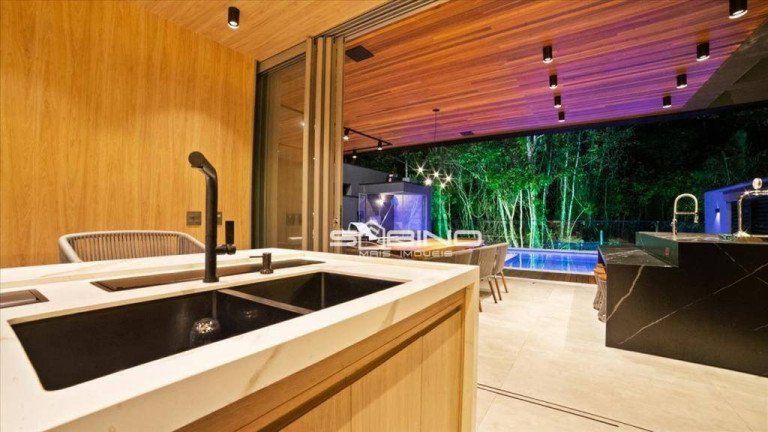 Imagem Casa com 5 Quartos à Venda, 384 m² em Riviera Módulo 16 - Bertioga