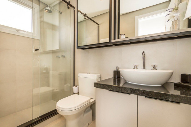 Imagem Apartamento com 1 Quarto à Venda, 53 m² em Três Figueiras - Porto Alegre