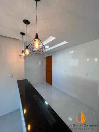 Imagem Casa com 4 Quartos à Venda, 240 m² em Praia De Itaipuaçu (itaipuaçu) - Maricá Imagem Casa com 4 Quartos à Venda, 240 m² em Praia De Itaipuaçu (itaipuaçu) - Maricá