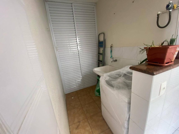 Imagem Apartamento com 2 Quartos à Venda, 107 m² em Gonzaga - Santos Imagem Apartamento com 2 Quartos à Venda, 107 m² em Gonzaga - Santos