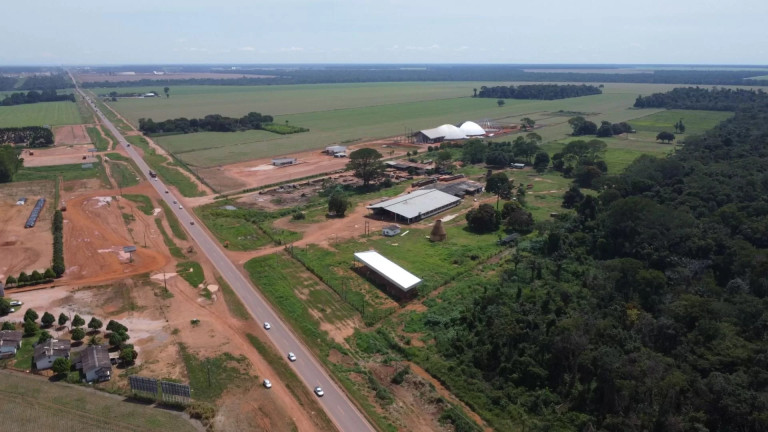 Imagem Fazenda à Venda, 117 m² em Zona Rural - Sinop Imagem Fazenda à Venda, 117 m² em Zona Rural - Sinop