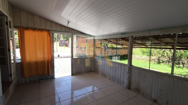 Imagem Imóvel com 2 Quartos à Venda, 35 m² em Espraiado - Paulo Lopes Imagem Imóvel com 2 Quartos à Venda, 35 m² em Espraiado - Paulo Lopes