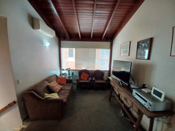 Imagem Casa com 4 Quartos à Venda, em Alphaville - Santana De Parnaíba Imagem Casa com 4 Quartos à Venda, em Alphaville - Santana De Parnaíba