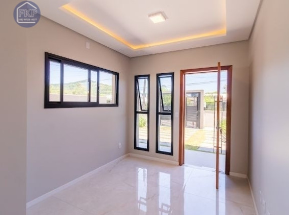Imagem Casa com 3 Quartos à Venda, 130 m² em Ponta Das Canas - Florianópolis Imagem Casa com 3 Quartos à Venda, 130 m² em Ponta Das Canas - Florianópolis