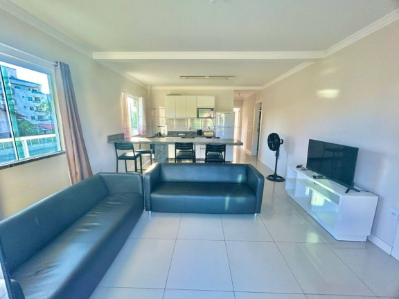 Apartamento com 2 Quartos para Temporada, 75 m² em Bombas - Bombinhas