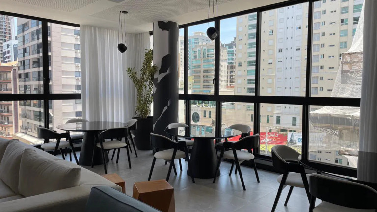 Imagem Apartamento com 4 Quartos à Venda, 188 m² em Meia Praia - Itapema