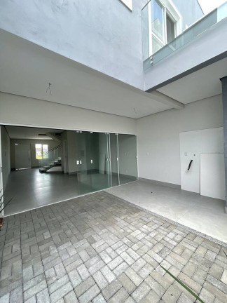 Sobrado com 3 Quartos à Venda, 125 m² em Estância Velha - Canoas