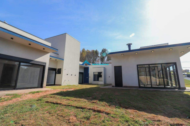Casa com 4 Quartos à Venda, 275 m² em Caxambu - Jundiaí