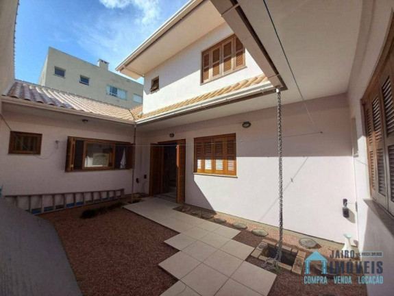 Imagem Casa com 3 Quartos à Venda, 200 m² em Centro - Tramandaí Imagem Casa com 3 Quartos à Venda, 200 m² em Centro - Tramandaí