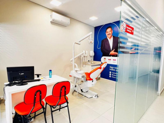 Imagem Sala Comercial à Venda, 150 m² em Boqueirão - Curitiba Imagem Sala Comercial à Venda, 150 m² em Boqueirão - Curitiba