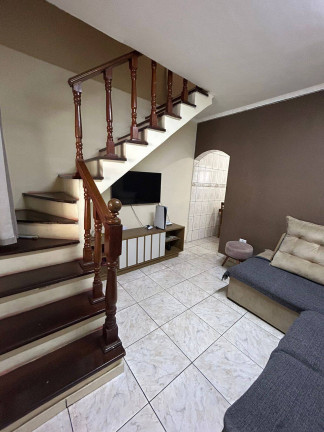 Sobrado com 3 Quartos à Venda,  em Eldorado - Diadema