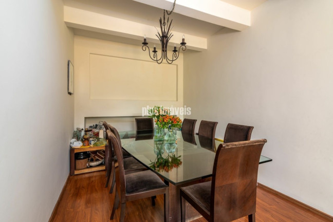 Imagem Casa com 4 Quartos à Venda, 583 m² em Jardim Prudência - São Paulo