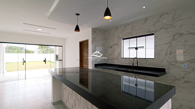 Imagem Casa com 3 Quartos à Venda, 135 m² em Jardim Atlântico Leste (itaipuaçu) - Maricá Imagem Casa com 3 Quartos à Venda, 135 m² em Jardim Atlântico Leste (itaipuaçu) - Maricá