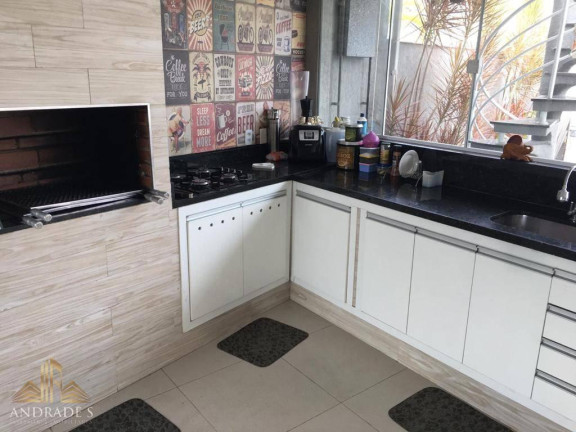 Imagem Casa de Condomínio com 4 Quartos à Venda, 233 m² em Recreio Dos Bandeirantes - Rio De Janeiro