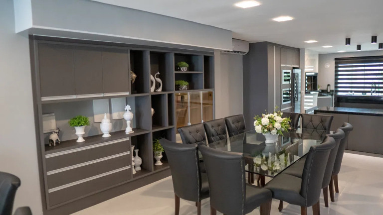 Imagem Apartamento com 12 Quartos para Alugar, em Centro - Balneário Camboriú Imagem Apartamento com 12 Quartos para Alugar, em Centro - Balneário Camboriú