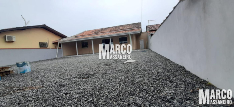 Imagem Casa com 3 Quartos à Venda, 286 m² em Centro - Balneário Barra Do Sul Imagem Casa com 3 Quartos à Venda, 286 m² em Centro - Balneário Barra Do Sul