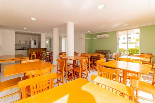 Imagem Imóvel com 2 Quartos à Venda, 57 m² em Jardim Carvalho - Porto Alegre Imagem Imóvel com 2 Quartos à Venda, 57 m² em Jardim Carvalho - Porto Alegre